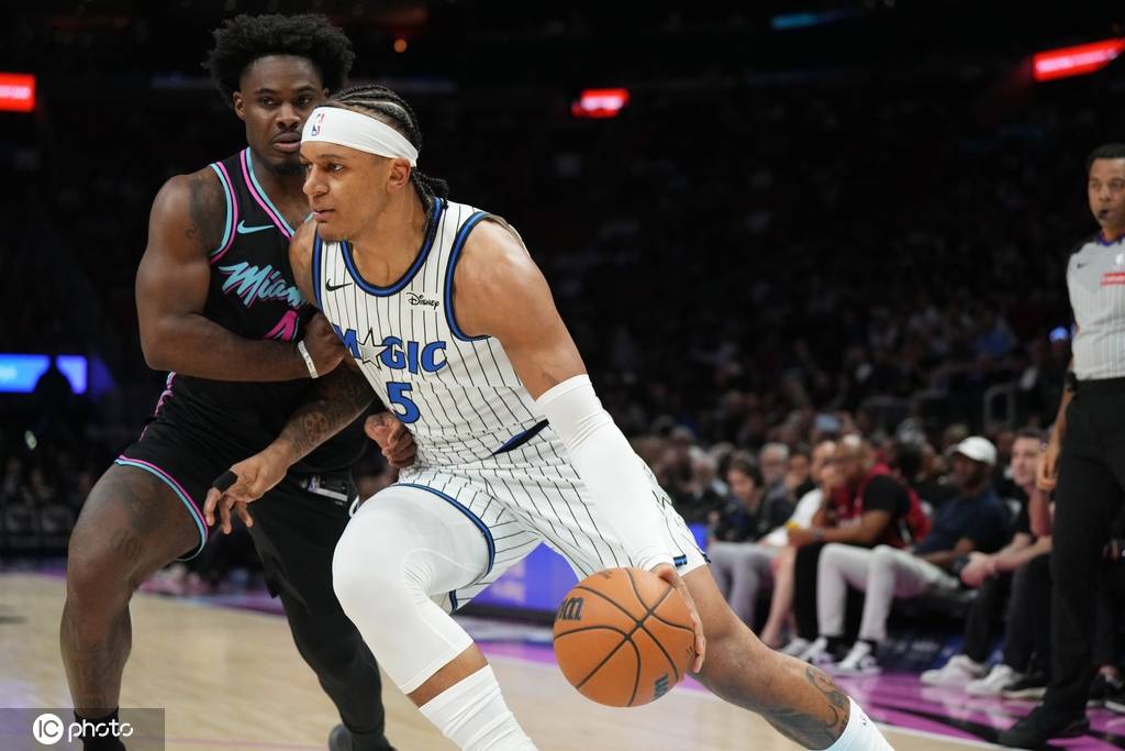 班凯罗27+8+7贝恩21分 阿德巴约20分魔术擒热火7连胜